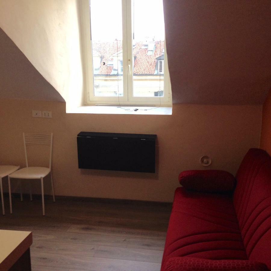 Appartement Mansarda In Borgo Dora à Turin Extérieur photo